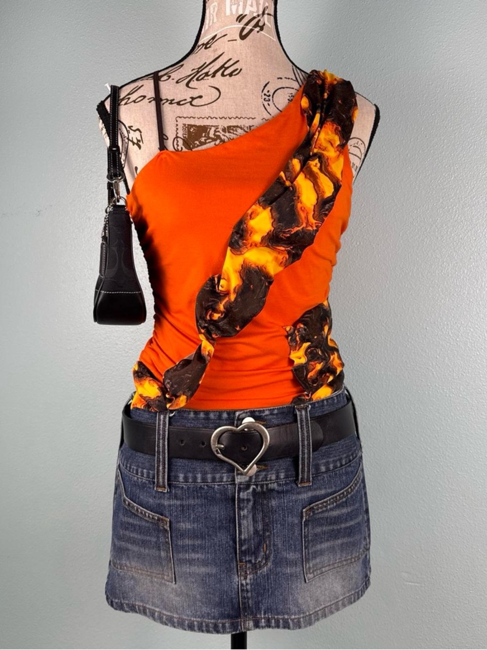 REVOLVE superdown One Shoulder Ruched Graphic Going Out Top Women’s Size Small